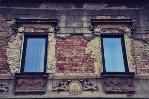 Zu viel heiße Luft – britisches Unterhaus bekommt erstes Fenster seit 1708